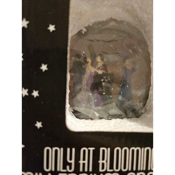 Only at Bloomingdale's 2000 Millennium New Years Snowglobe New Rare - Picture 12 of 14